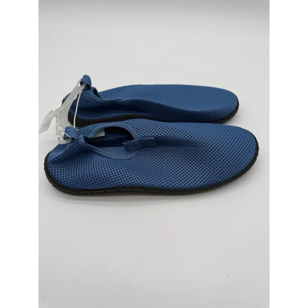 NEW- Sun Squad Kids Blue Water Shoes Size Large( 4/5)